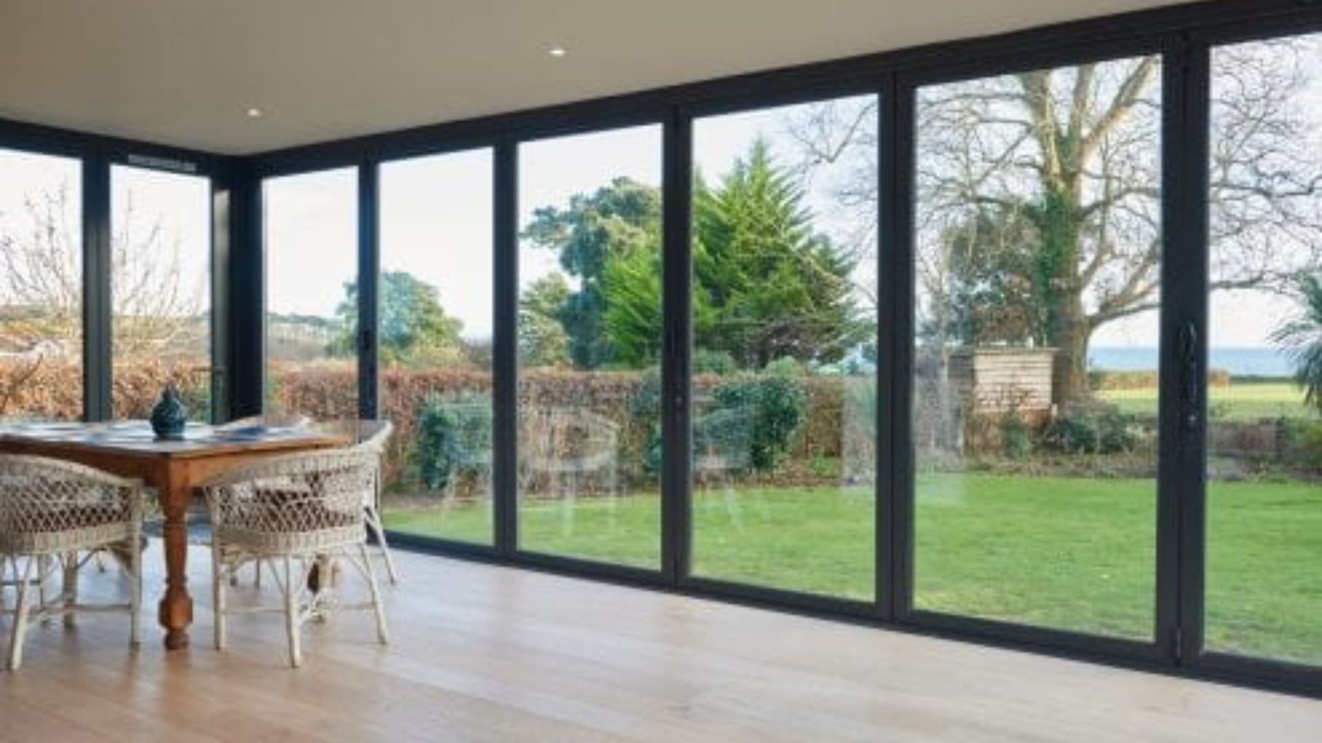How to Choose Aluminum Window Colors SA
